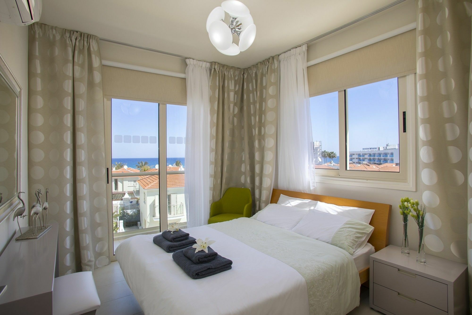 Marianna Suite Pernera Exterior photo